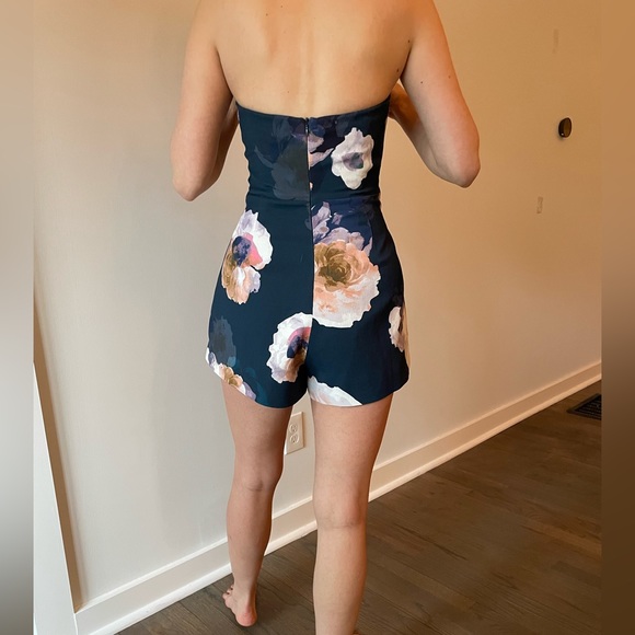 Keepsake Navy Floral Romper - Picture 2 of 6